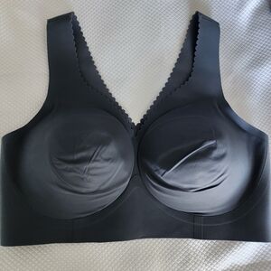 Evelyn And Bobbie  Seamless Comfort Bra Gray New Without Tags